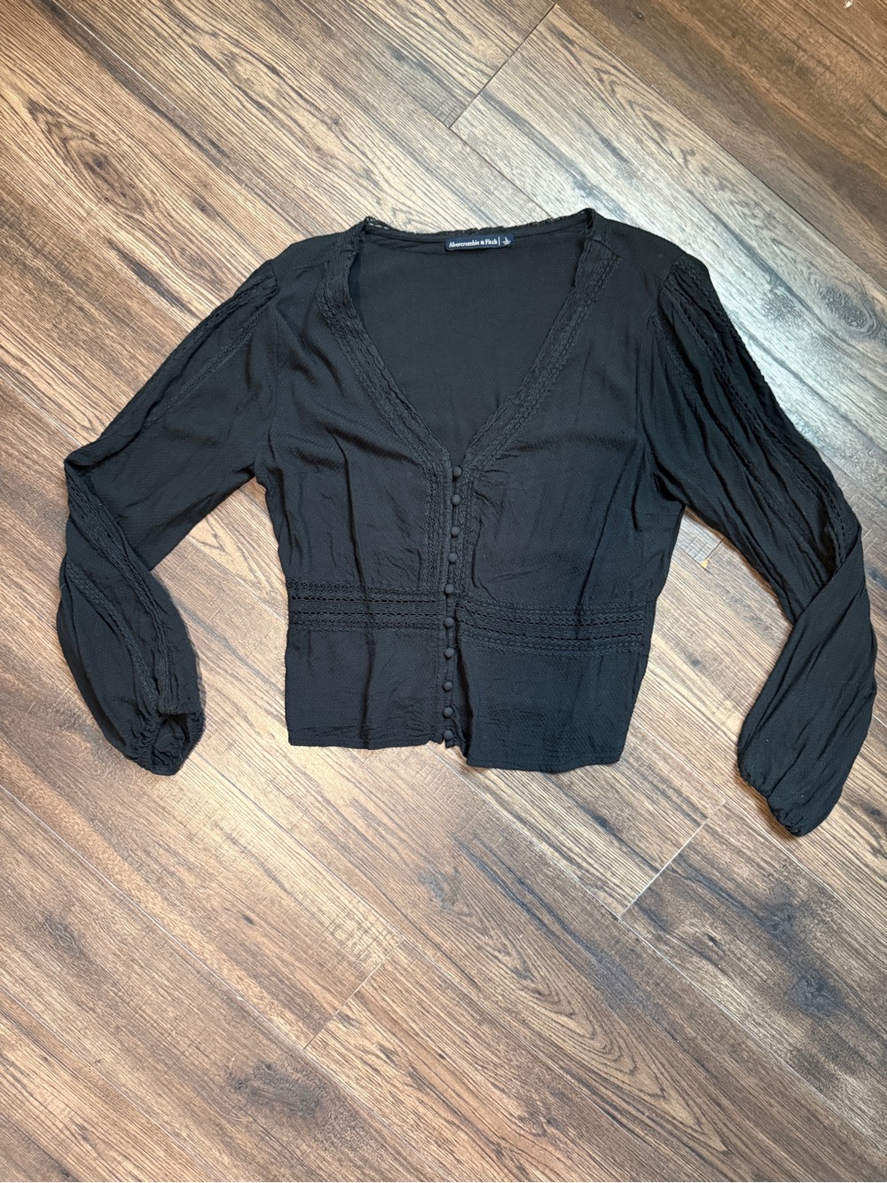 Abercrombie & Fitch Black V-Neck Button-Front Blouse